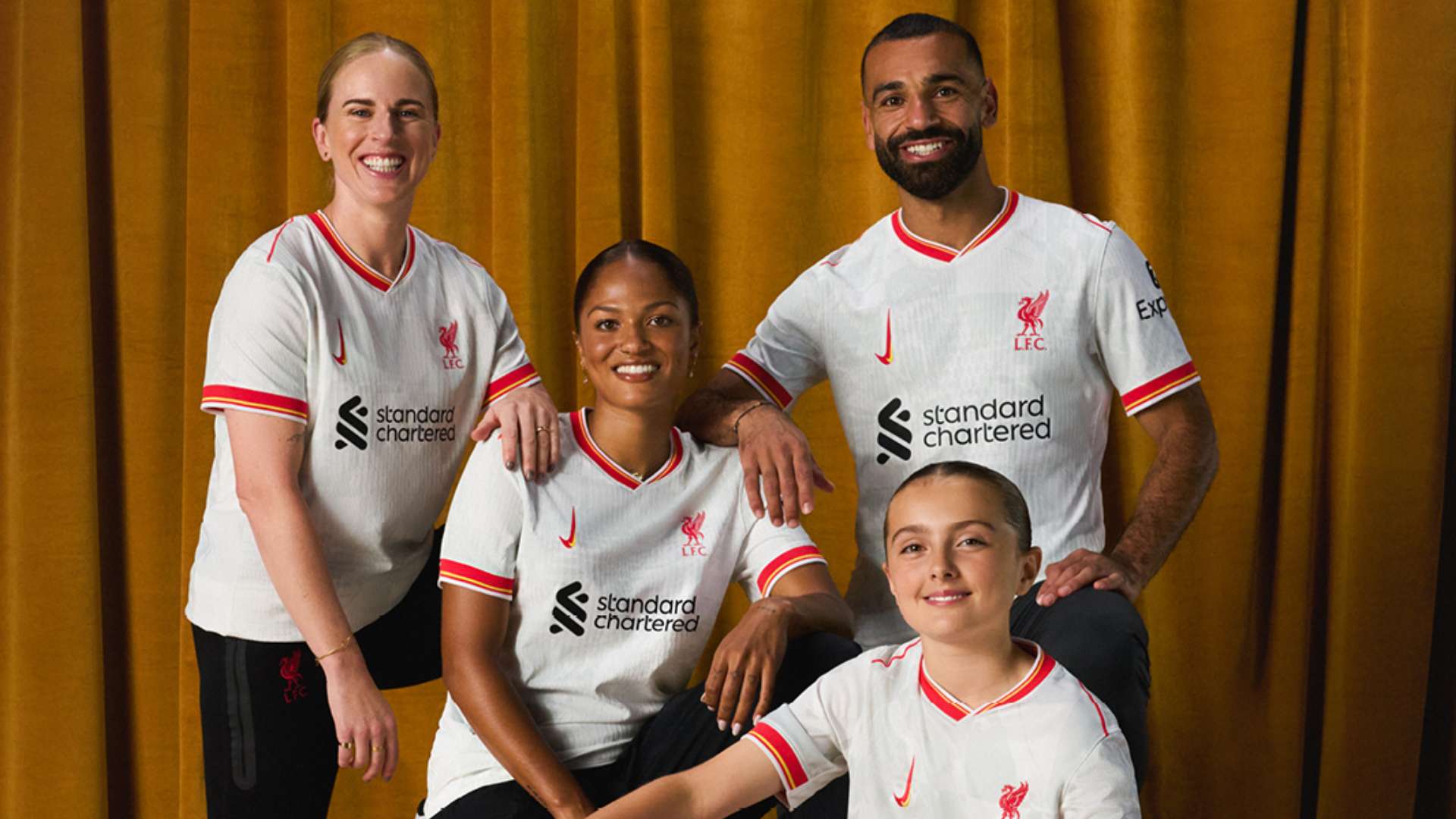 他始終與這 他始終與這